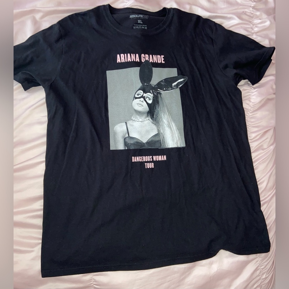 Ariana Grande Dangerous Woman Tour Tee